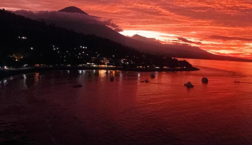 Пансион Khrisna Sunrise Homestay Tulamben