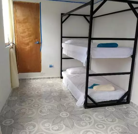 ペンション Marysol Lodging Hostel & Camping