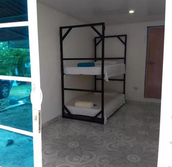 ペンション Marysol Lodging Hostel & Camping
