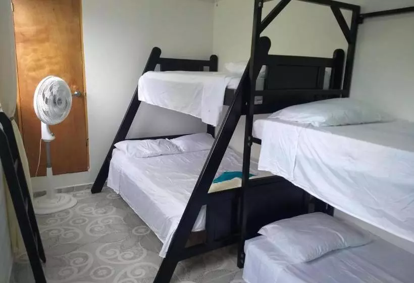ペンション Marysol Lodging Hostel & Camping