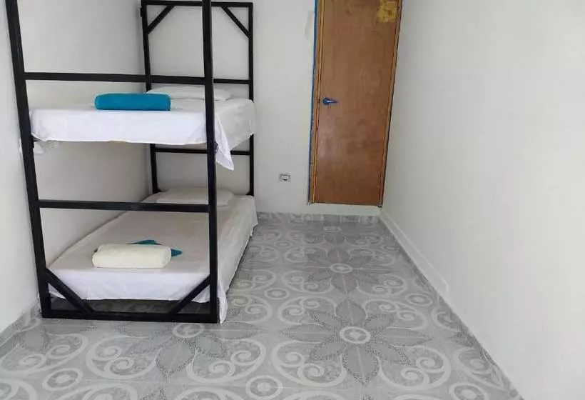 ペンション Marysol Lodging Hostel & Camping
