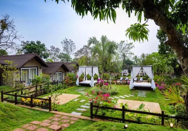 Stone Wood Resort, Mandrem