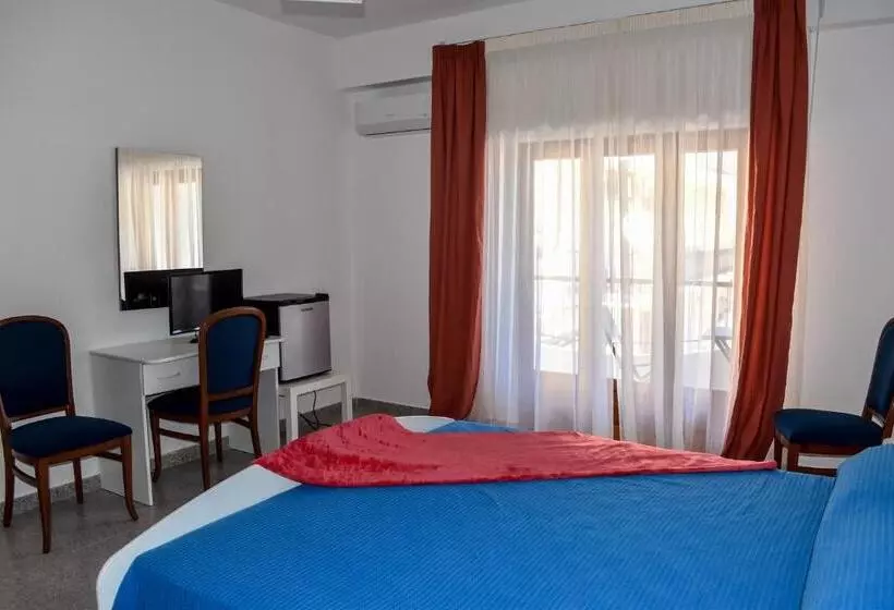 ホテル Al Saliceto