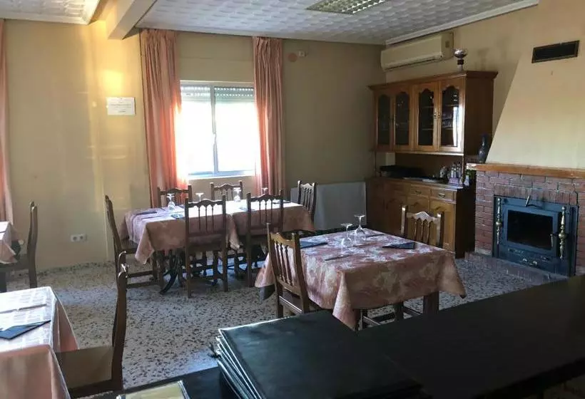 ペンション Hostal Restaurante El Avion S,l