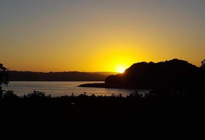 פנסיון Normarie's Guesthouse