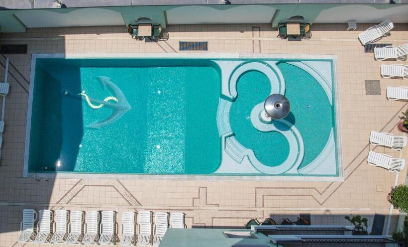 Ancora Hotel & Residence