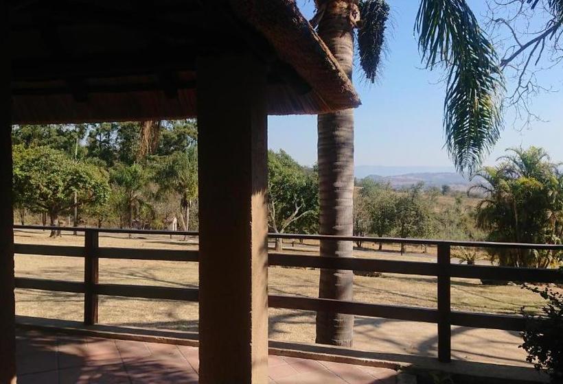 פנסיון Nirvana Country House