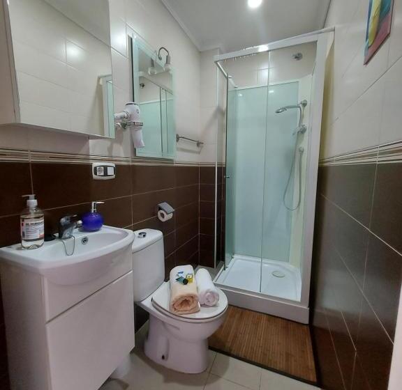 پانسیون Sleeping Sarria