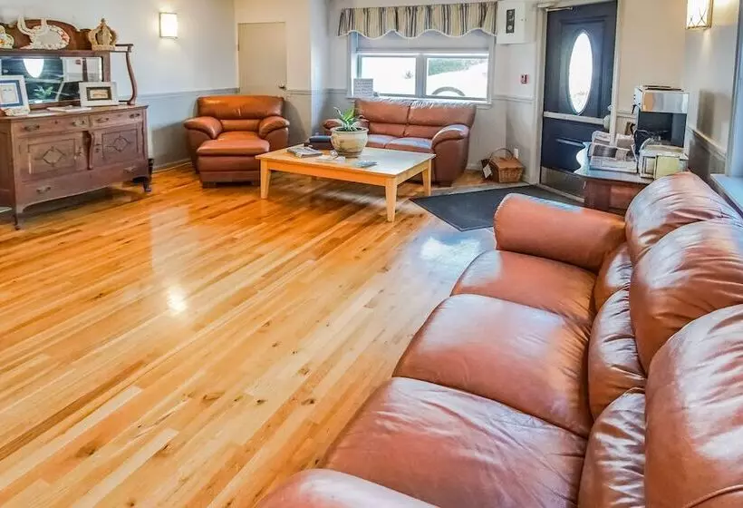 Harbor Landing Resort