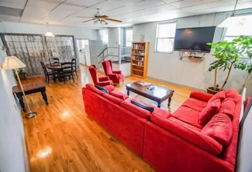 Harbor Landing Resort