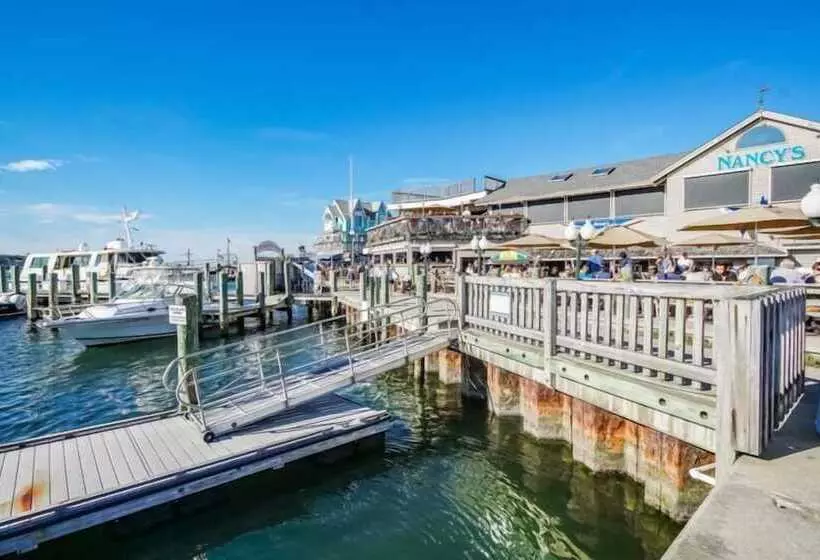 Harbor Landing Resort