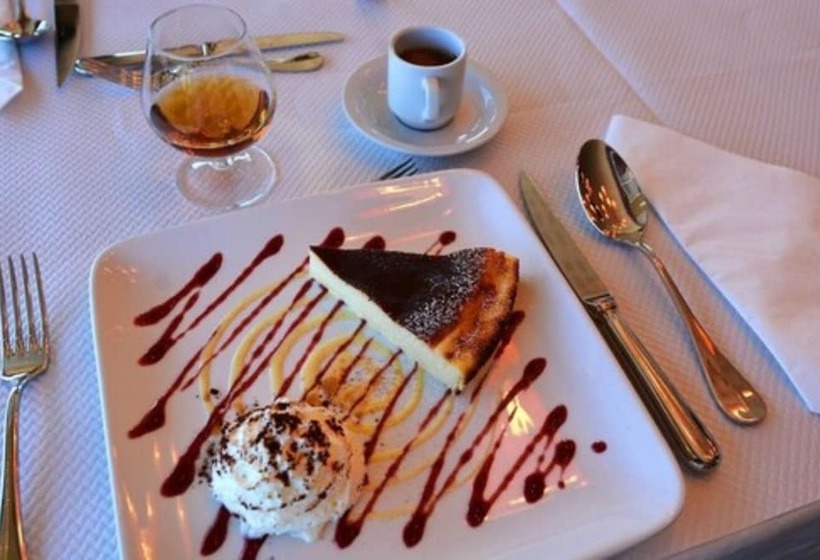 בית מלון כפרי Hôtel Castel De Vergio