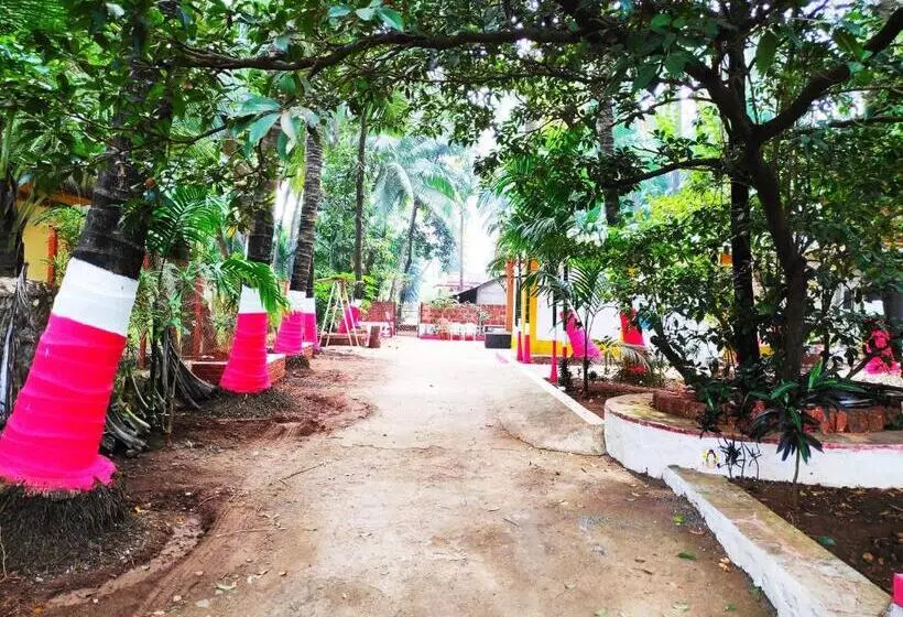 リゾートホテル Ashish Baug Cottage