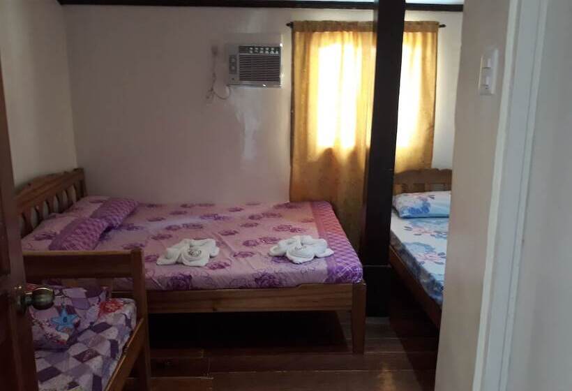 הוסטל Adrian Traveller S Inn