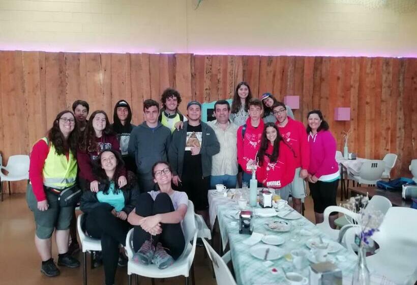 Crucesinn Albergue   Hostel