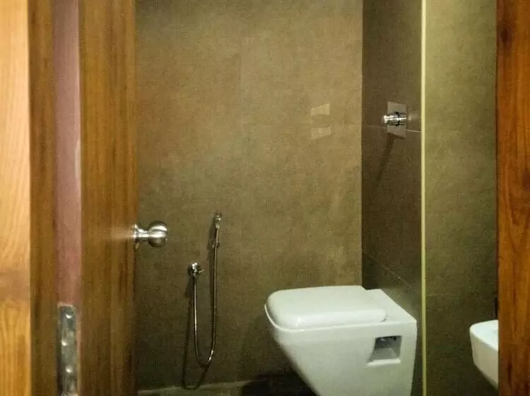 هتل Nexstay Crystal Residency