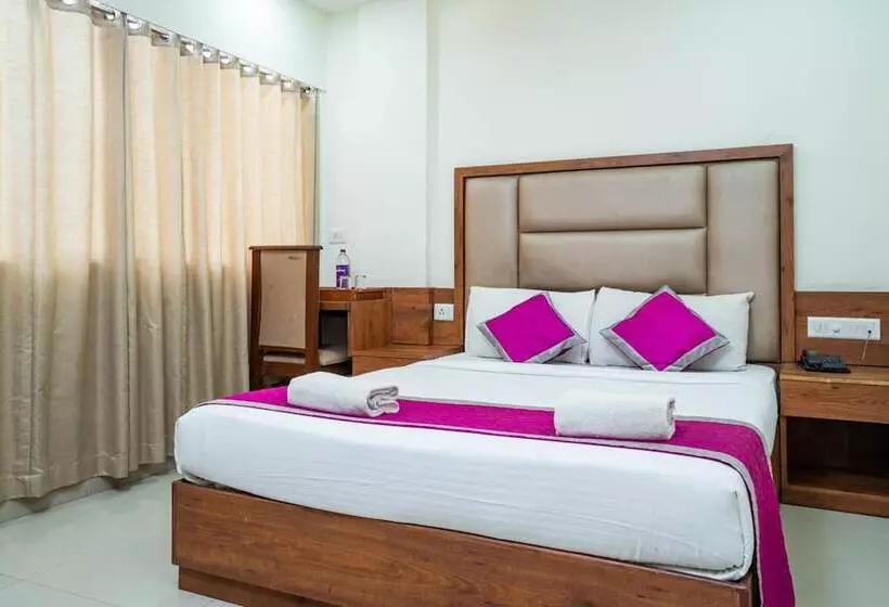هتل Nexstay Crystal Residency