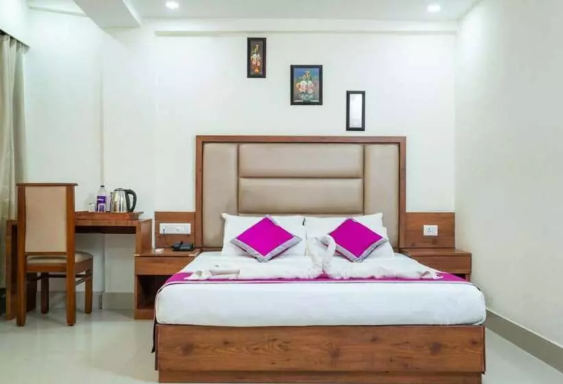 هتل Nexstay Crystal Residency