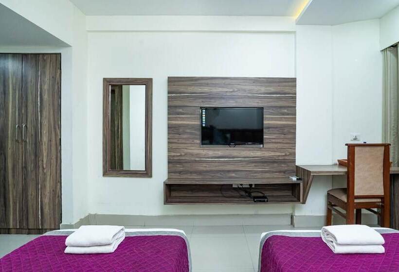 בית מלון כפרי Nexstay Crystal Residency