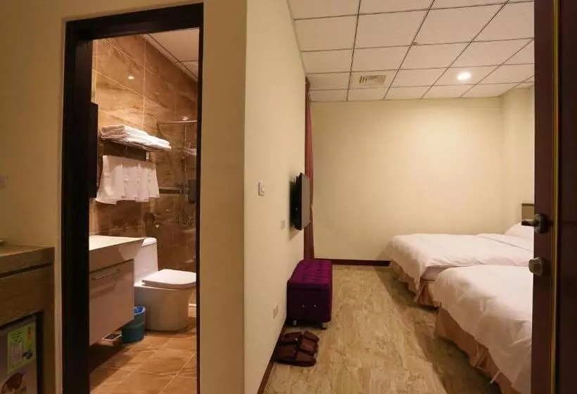 هاستل Changju Hotel 附免費停車位