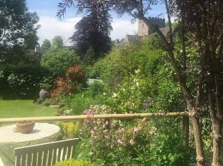 ベッドアンドブレックファースト Swn Yr Afon