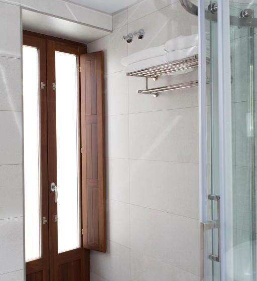 تختخواب و صبحانه La Sepia Boba