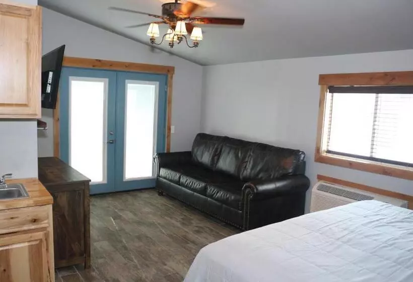 モーテル Columbine Inn