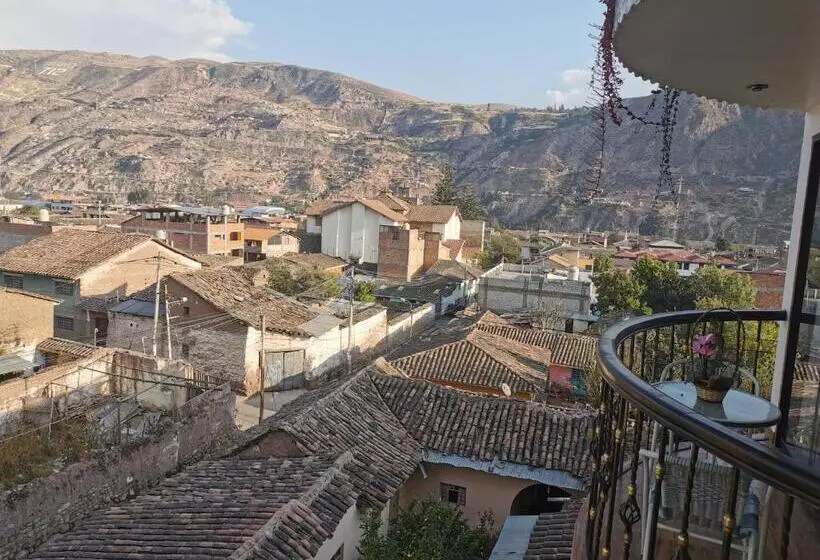 پانسیون Quilla House 2