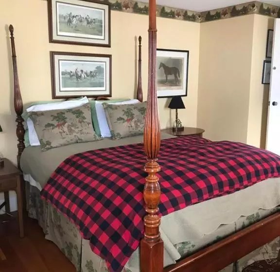 Topsides Bed & Breakfast