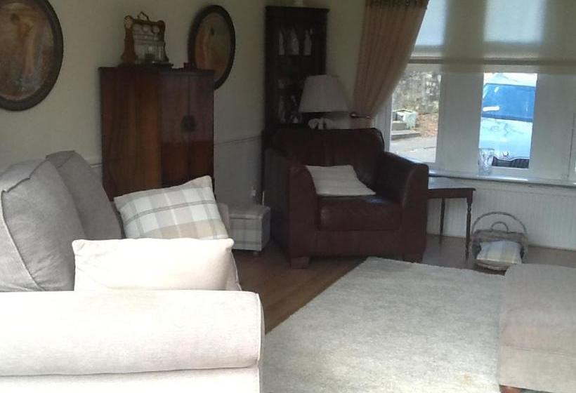 ベッドアンドブレックファースト Arron House