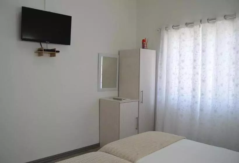 پانسیون Villelodge Accommodation