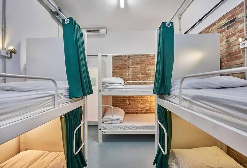 هاستل Hola Hostal Collblanc