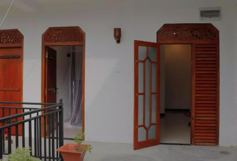 پانسیون Masith Guest House