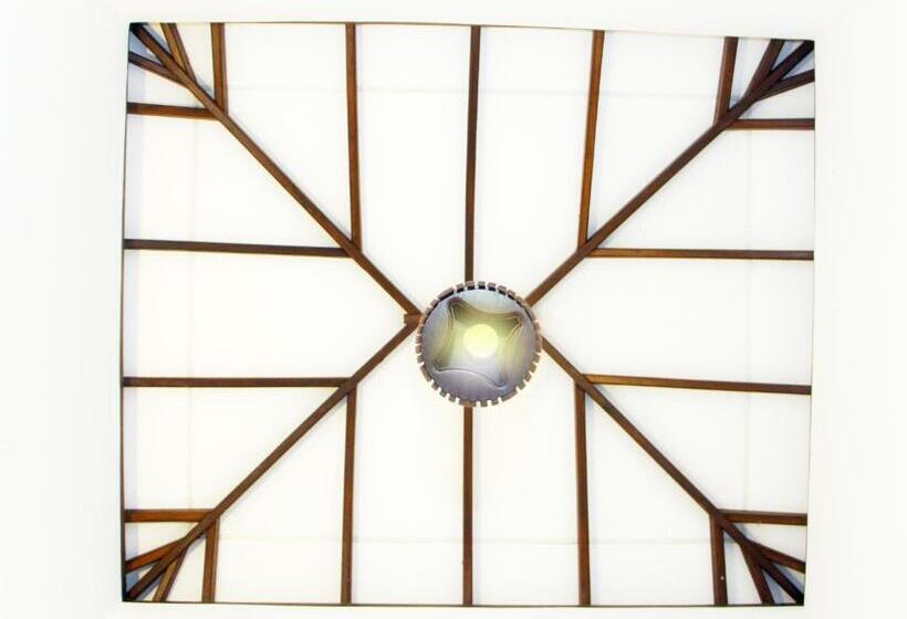 פנסיון Masith Guest House