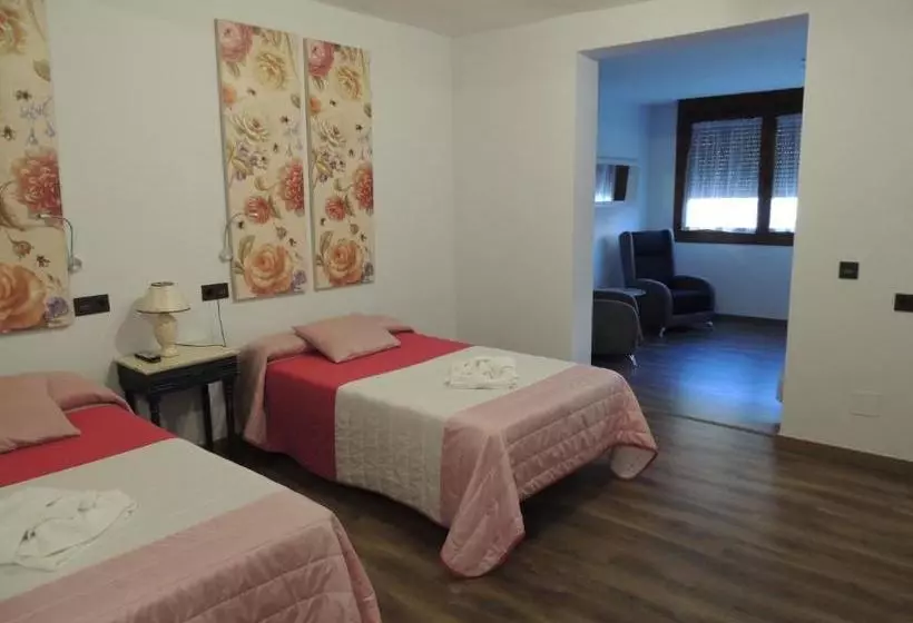Hotelli La Huella Del Camino