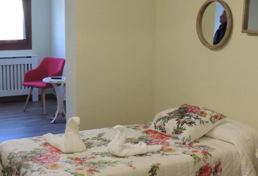 ホテル La Huella Del Camino