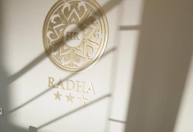 هتل Radha