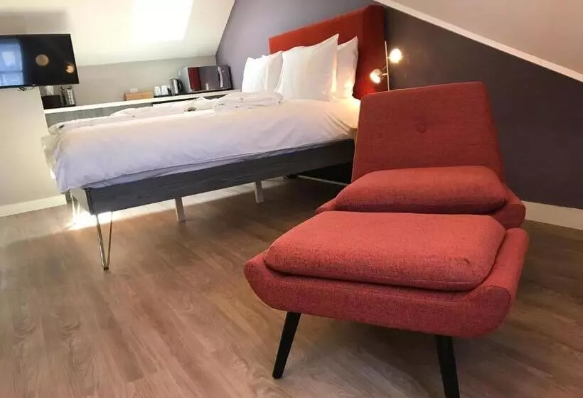 پانسیون Aaron Wise  62 Plantagenet Studios