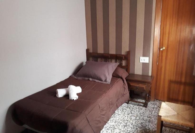 펜션 Hostal Alcorisa