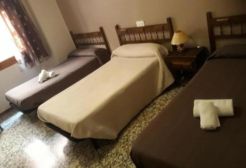 펜션 Hostal Alcorisa