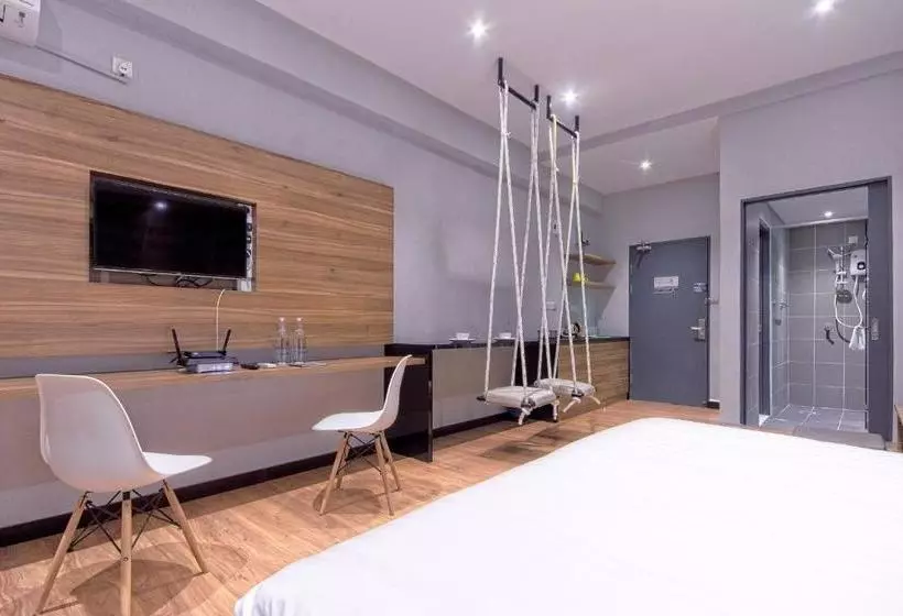 Robusta Suites By Mushroom