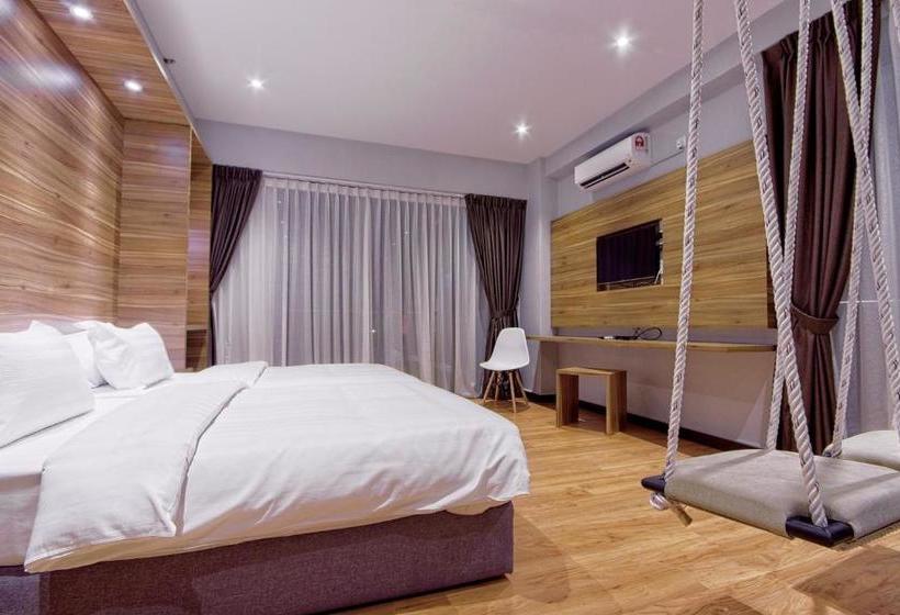 Robusta Suites By Mushroom