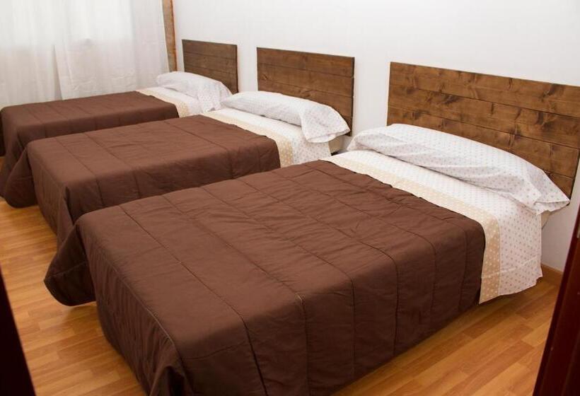 Retkeilymaja Hospedaje Bahía De San Simon