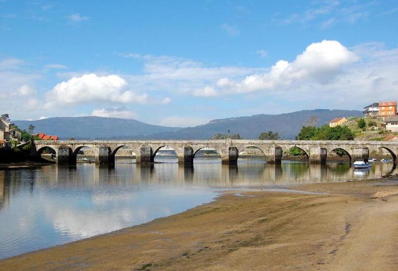 Retkeilymaja Hospedaje Bahía De San Simon