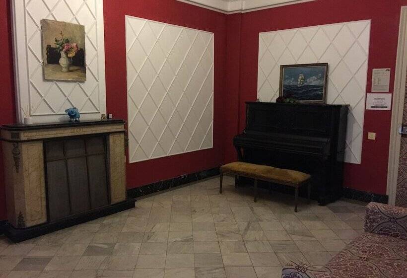 پانسیون Fun And Sun Center 2