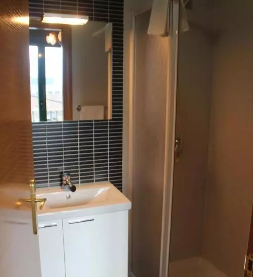 Majatalo Hostal Maury