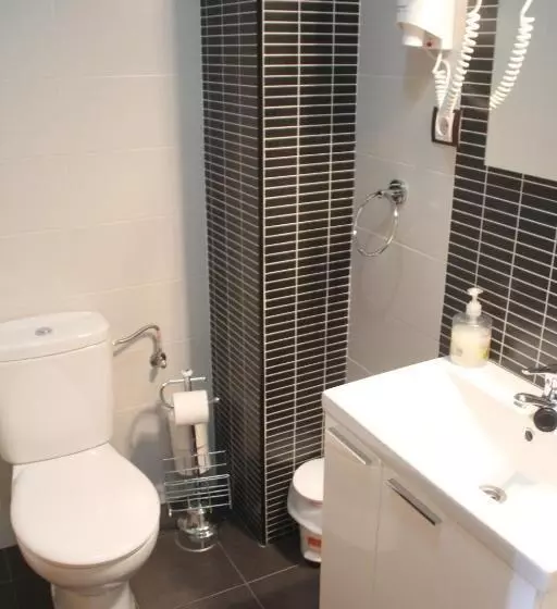 Majatalo Hostal Maury