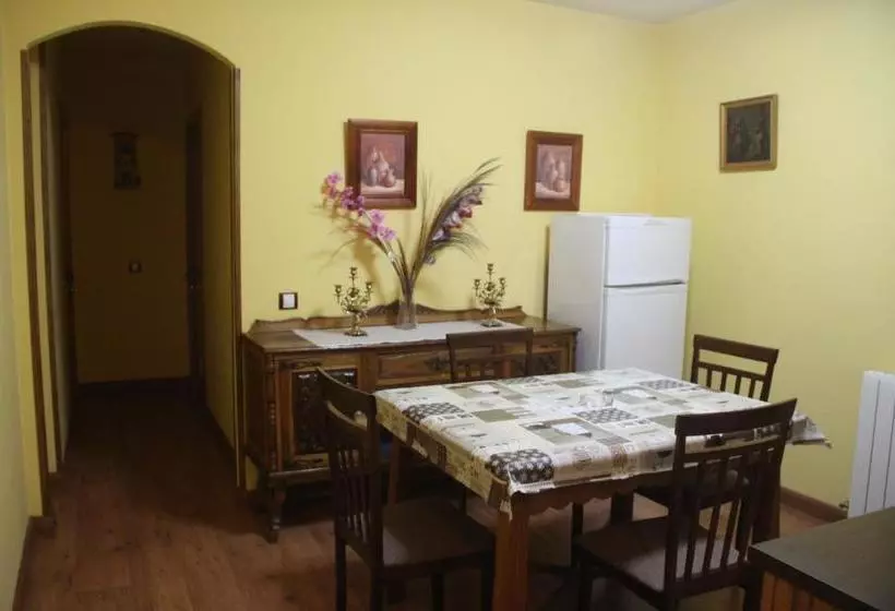 Majatalo Hostal Maury