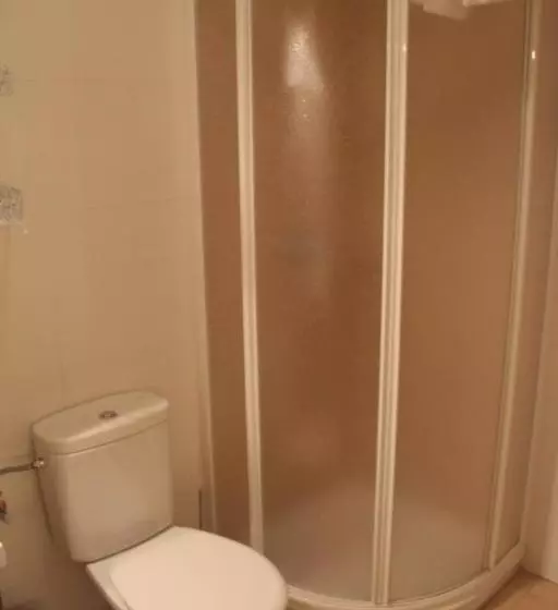 Majatalo Hostal Maury