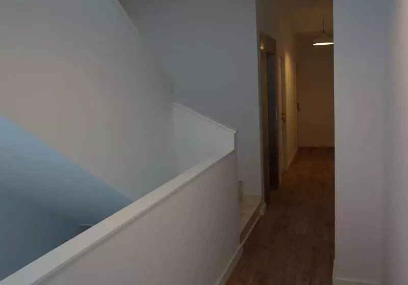 Majatalo Rincon 13   Mares